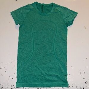 Lululemon Swiftly Tee